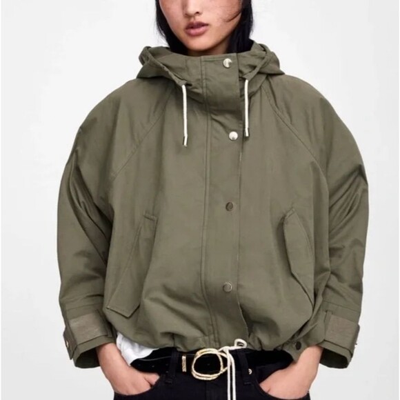 NWOT Zara Oversized Hooded Water Repellent Parka Green Size Medium - Picture 3 of 10